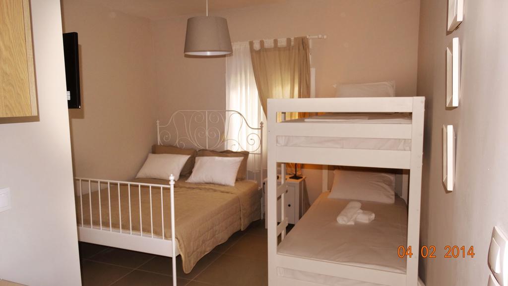 Smaragdi Studios Pefkari Quarto foto